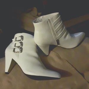 Ankle boots